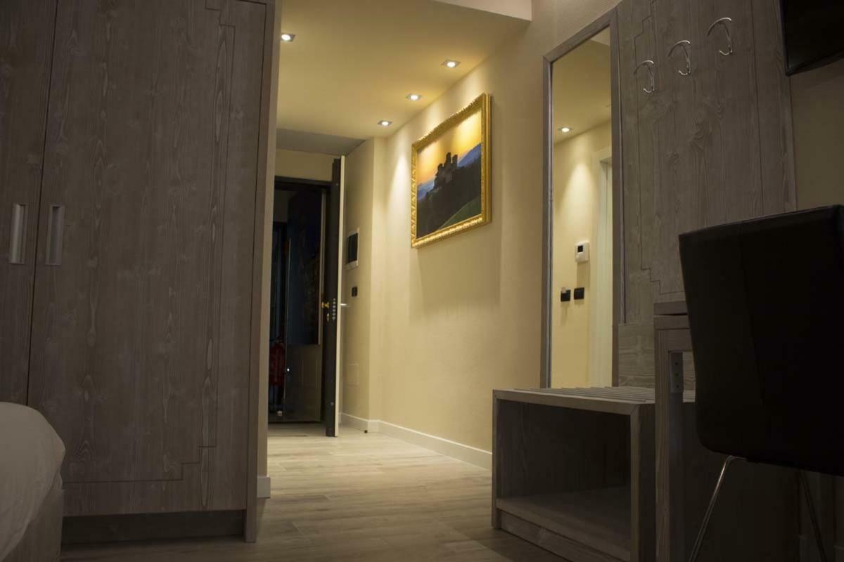 Palazzo Domanto Apartments بارما المظهر الخارجي الصورة